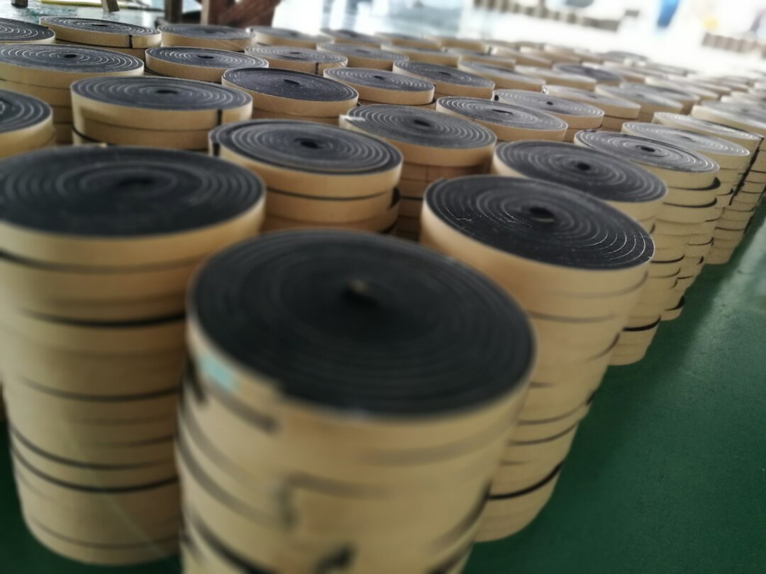 氯丁橡膠泡棉膠帶